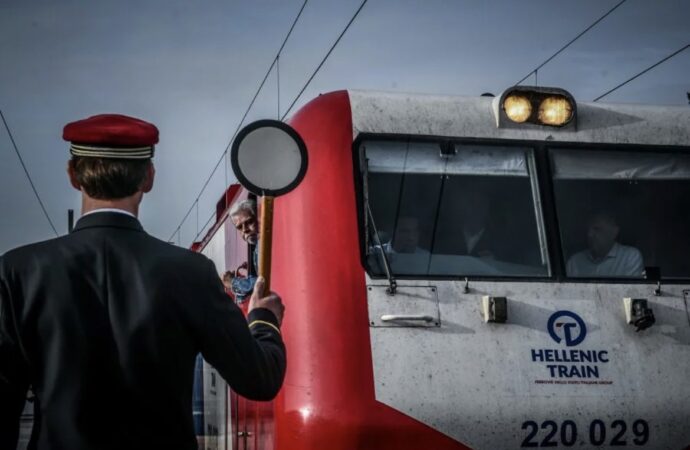 Στις ράγες οι αμαξοστοιχίες για Καλαμπάκα και Θεσσαλονίκη