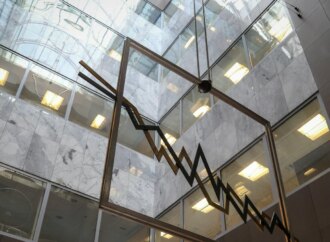 Χρηματιστήρια: Σταθεροποίηση στην Αθήνα, επιφυλακτικότητα στην Ευρώπη με το βλέμμα στη Μέση Ανατολή