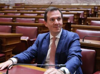 Καταγγελία για ακραία τοξικό λόγο Μητσοτάκη που γηπεδοποιεί τη συζήτηση για το Σύνταγμα
