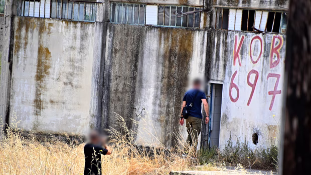 Άργος: Κατέληξε ο 20χρονος που είχε πυροβοληθεί από αστυνομικούς – Προφυλακίστηκαν οι δύο ένστολοι