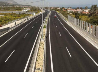 Νεκρή γυναίκα σε κλειστό τμήμα του Ε65 στην Καλαμπάκα