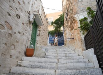 Σύρος: Σε εξέλιξη το θρίλερ της δολοφονίας 42χρονης διασώστριας – Στο μικροσκόπιο των Αρχών τα νέα στοιχεία