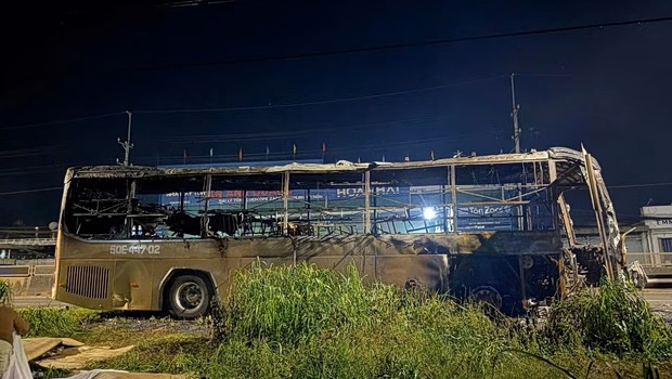 Τουλάχιστον 7 νεκροί από πυρκαγιά σε λεωφορείο στο Βιετνάμ