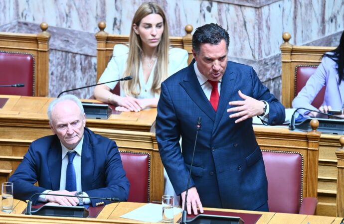 Ψηφίστηκαν η τροπολογία για τα ισόβια και το νομοσχέδιο για τις αγωγές SLAPP