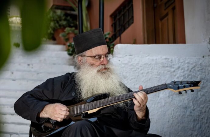 Techno σε μοναστήρι: Είστε έτοιμοι;