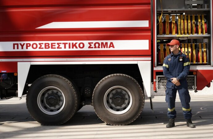 Πυρκαγιά σε χώρο επιχείρησης στον Ασπρόπυργο