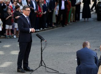 Ο Μπέρναμ σχηματίζει τη νέα κυβέρνησή του
