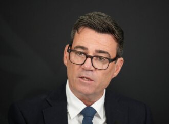 Ο Μπέρναμ υποδέχεται τον Ζελένσκι για συμφωνία στα drones