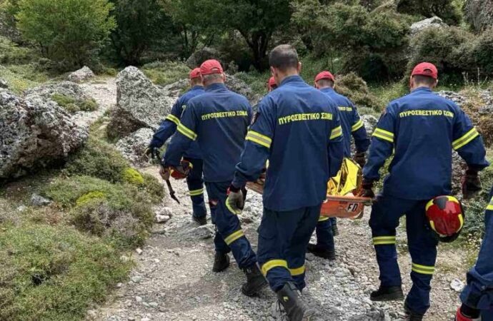Καστοριά: Επιχείρηση διάσωσης για 78χρονο που έπεσε σε γκρεμό