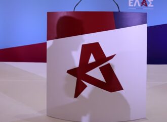 Για την παρουσία Μητσοτάκη στη σύνοδο του ΝΑΤΟ: Η χώρα χρειάζεται αλλαγή σελίδας και όχι λευκές επιταγές