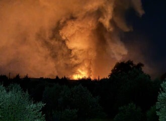 Πυρκαγιά σε εργοστάσιο στο Παναιτώλιο Αιτωλοακαρνανίας