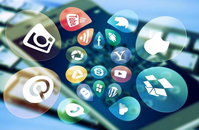 Πώς οι fininfluencers επηρεάζουν τις επενδυτικές αποφάσεις
