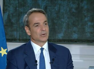 Μητσοτάκης: Δεν θα στηθούν κάλπες το φθινόπωρο – Γενικόλογες εξαγγελίες παροχών