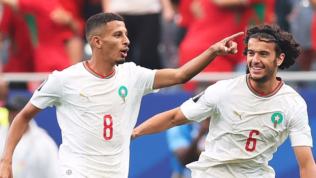 Με τρομερό σουτ ο Ουναΐ κάνει το 1-0 για το Μαρόκο