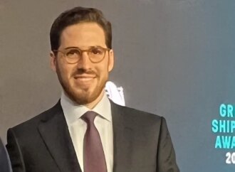Ενισχύει τον στόλο της με δύο σύγχρονα οικολογικά Kamsarmax