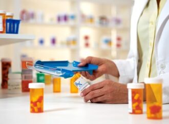 Υποχρεωτική διάθεση μόνο φαρμάκων και βρεφικών γαλάτων από τα διανυκτερεύοντα φαρμακεία