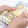 Ειδικό επίδομα 1.250 ευρώ από τη ΔΥΠΑ: Ποιοι είναι οι δικαιούχοι