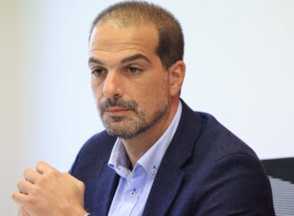 Σακελλαρίδης: Αδικαιολόγητη η καθυστέρηση της κυβέρνησης στις φωτιές – Τον Οκτώβριο το συνέδριο της Νέας Αριστεράς