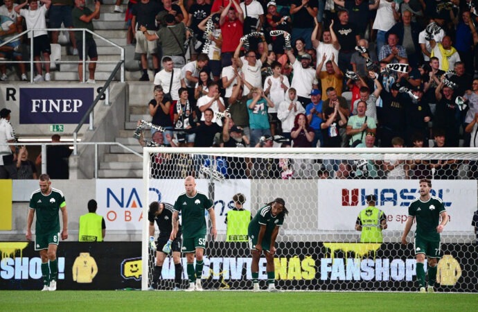 Η Χράντετς Κράλοβε ισοφάρισε στο 90+2’ και έστειλε το ματς στην παράταση (1-1)