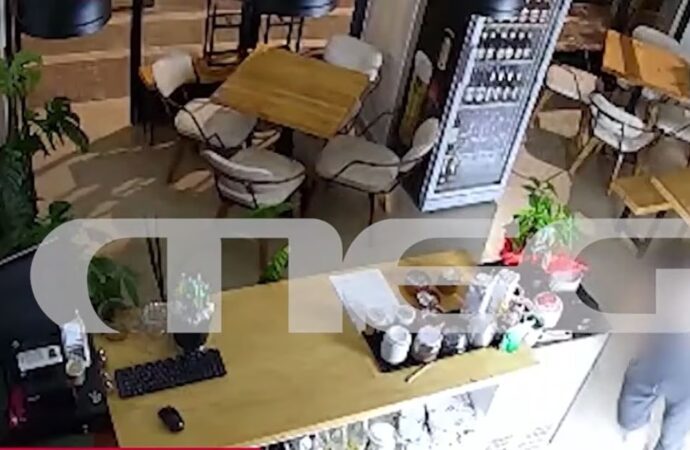 Βάρκιζα: Βίντεο-ντοκουμέντο καταγράφει καρέ-καρέ τη δράση γυναικείας συμμορίας διαρρηκτών