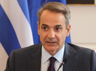 Ο Μητσοτάκης στρέφεται κατά του εαυτού του και κηρύσσει πόλεμο στο ρουσφέτι