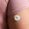 Εγκρίθηκε το πρώτο wearable που μετρά ταυτόχρονα γλυκόζη και κετόνες