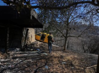 Πυρκαγιές: Ποιοι δικαιούνται αποζημιώσεις, ποιες οι διαδικασίες και όλα τα μέτρα στήριξης για τους πληγέντες