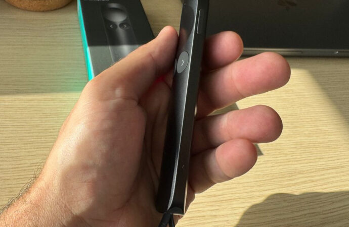 Logitech Spotlight 2: Η νέα γενιά χειριστηρίων παρουσίασης που λύνει τα χέρια των ομιλητών