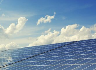 Φωτοβολταϊκά στη στέγη: πώς λειτουργεί το net metering