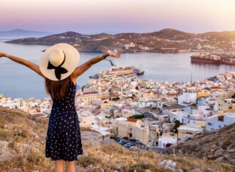 Τουρισμός: Οι ελληνικοί προορισμοί που προσελκύουν τους περισσότερους επισκέπτες