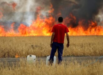 ΚΚΕ: Οι λαοί εκτεθειμένοι στα φυσικά φαινόμενα, ΕΕ και κυβερνήσεις αντιμετωπίζουν την προστασία ως κόστος