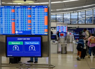 Σφοδρή καταιγίδα στα βορειοανατολικά των ΗΠΑ: Ακυρώσεις πτήσεων και χιλιάδες νοικοκυριά χωρίς ρεύμα