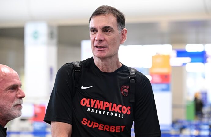 Ο Μπαρτζώκας ζητά μικρό rebuild στον Ολυμπιακό και ανανέωση του κινήτρου της ομάδας