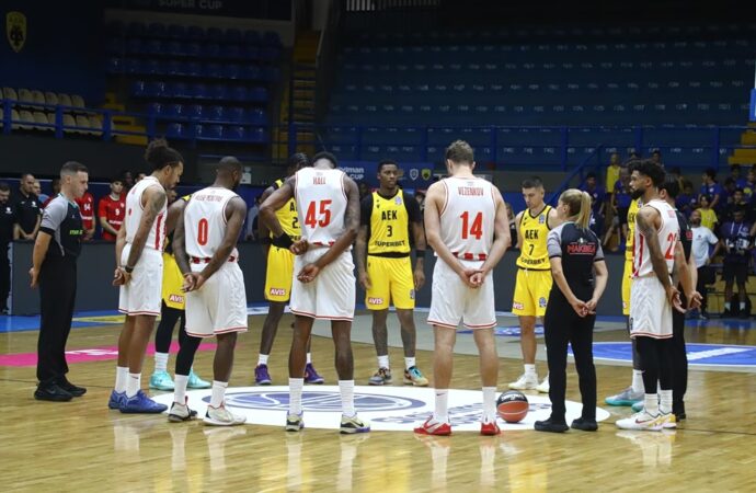 Ενός λεπτού σιγή στον ημιτελικό του Stoiximan Super Cup στη μνήμη του Σούλη Μαρκόπουλου (βίντεο)