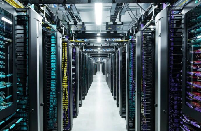 Data centers στην Ελλάδα: Επενδύσεις, έργα και η συμφωνία ΔΕΗ–Amazon