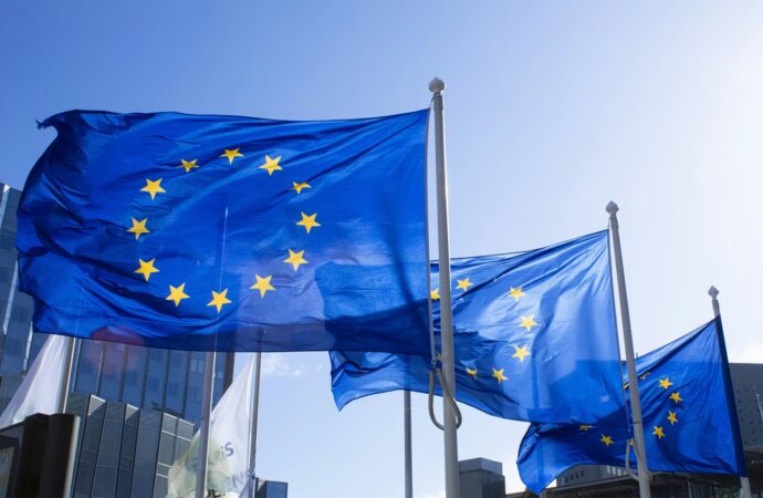 Εργασία χωρίς ευρωπαϊκά σύνορα: Τι αλλάζει με το νέο Ψηφιακό Διαβατήριο Εργαζομένων