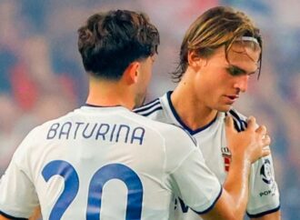 Κόμο διέλυσε τη Τζένοα 4-1 και ανέβηκε στην κορυφή με οδηγό τον Δουβίκα