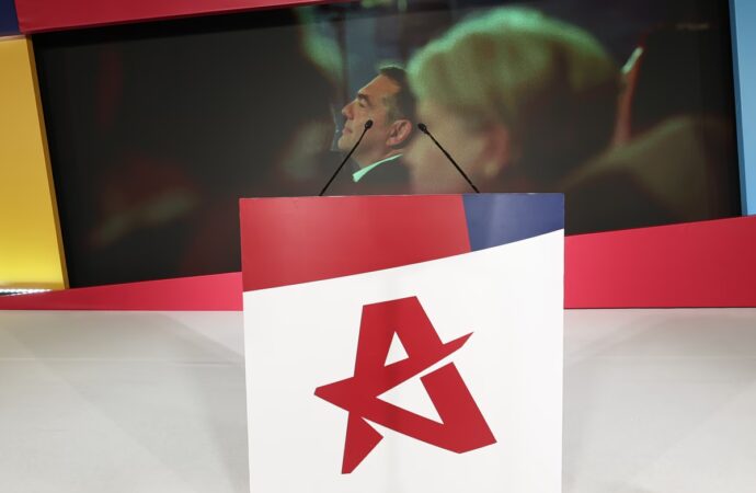 Αιχμές της ΕΛ.ΑΣ. για το ασαφές κυβερνητικό μοτίβο σε υποδομές και μεταφορές: Παράθεση έργων χωρίς σχέδιο
