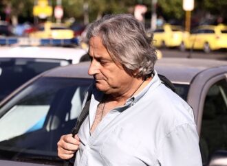 Στο μικροσκόπιο των Αρχών οι επικοινωνίες του υπνωτιστή με τη γιατρό πριν και μετά τον θάνατο του Μαζωνάκη: «Σε πήρα στο λαιμό μου»