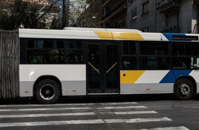 Δημόσιες συγκοινωνίες: Προτελευταία στην Ευρώπη η Ελλάδα, αλλά βελτιώνεται η εικόνα στην Αθήνα
