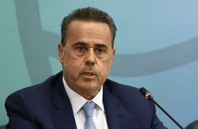 Έξι άξονες για μείωση 30% στις τιμές του ρεύματος