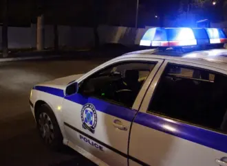 Νάξος: Επίθεση νεαρών σε αλλοδαπό – 16χρονος τον χτύπησε με σιδηρογροθιά