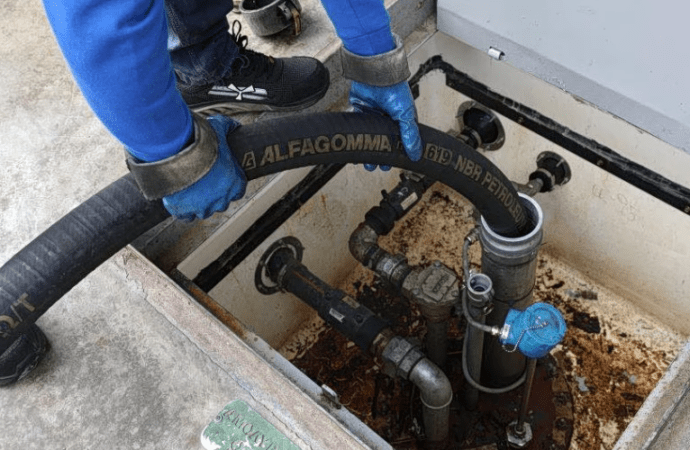 Η κυβέρνηση επιχειρεί με πρόχειρα μέτρα να συγκρατήσει τις τιμές στο πετρέλαιο θέρμανσης