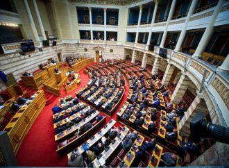 Κεραμέως: Λήξαν το θέμα του κατώτατου μισθού – Χρηστίδης: Εσωκομματικό ξεκαθάρισμα λογαριασμών