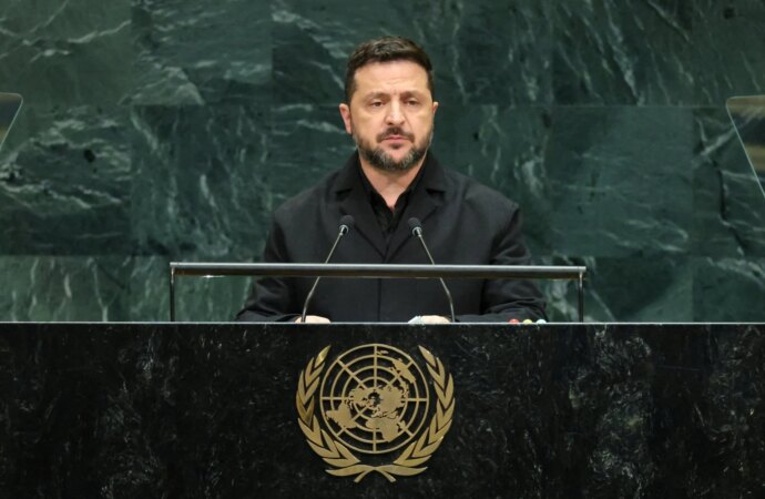 Ζελένσκι στον ΟΗΕ: Στόχος να παραμείνουν υπό πίεση τα έσοδα της Ρωσίας