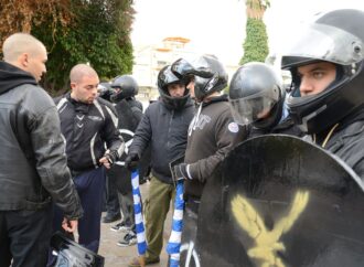 Επέτειος της καταδίκης της Χρυσής Αυγής: Ο Παύλος νίκησε, αλλά επιχειρούν να σηκώσουν κεφάλι – Ούτε σπιθαμή πίσω από όσα κερδίσαμε