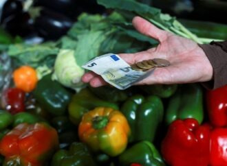 Γαλλία: Καθιερώνονται κουπόνια στα σούπερ μάρκετ – πτώση στην τιμή του ντίζελ
