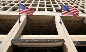 Απόλυση εξωτερικού συνεργάτη του FBI μετά την επίθεση των ShinyHunters – Σύλληψη φερόμενου δράστη
