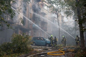 Τουλάχιστον 28 νεκροί από ρωσικά πλήγματα στην Ουκρανία – Ανάμεσά τους παιδιά