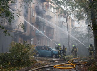 Τουλάχιστον 28 νεκροί από ρωσικά πλήγματα στην Ουκρανία – Ανάμεσά τους παιδιά